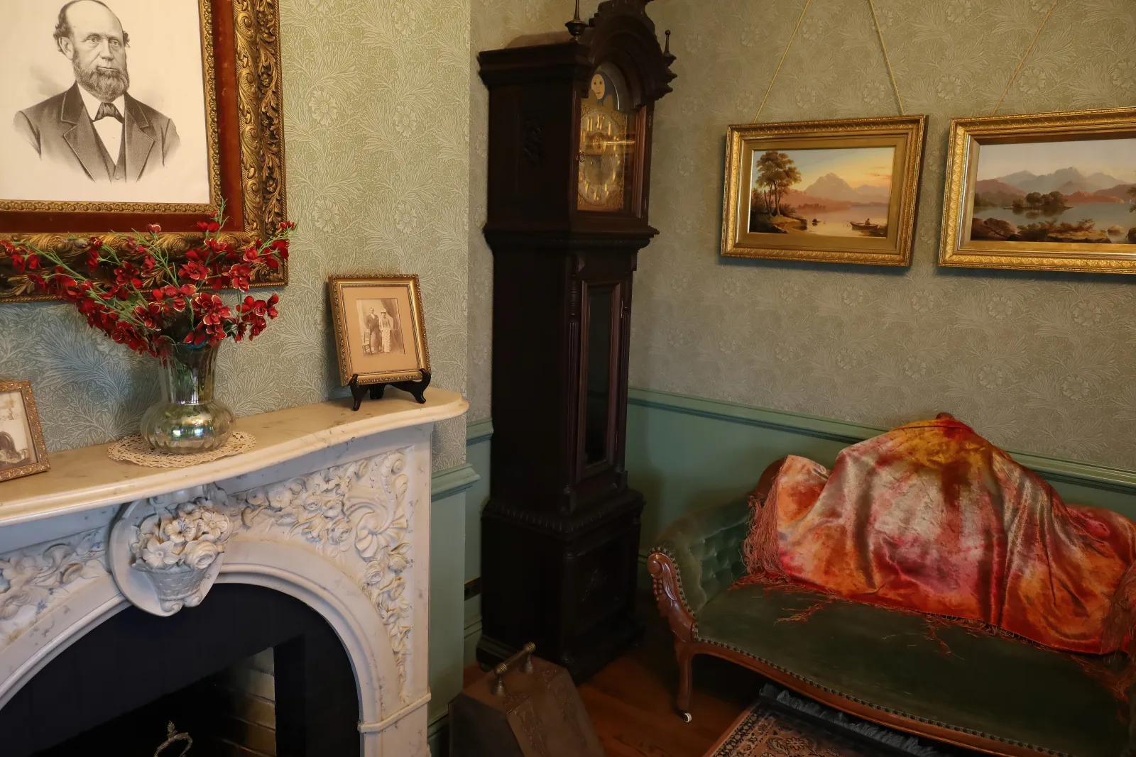 Interior painting Richmond KY professional painter working on vintage plaster walls in historic home